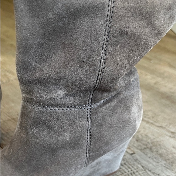 C. Wonder Taupe Suede Wedge Boots - 9.5M - Picture 3 of 14